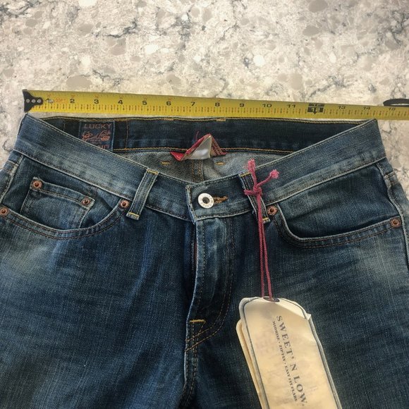 NWT Lucky Brand Sweet 'N Low Flare Jeans - Picture 9 of 9